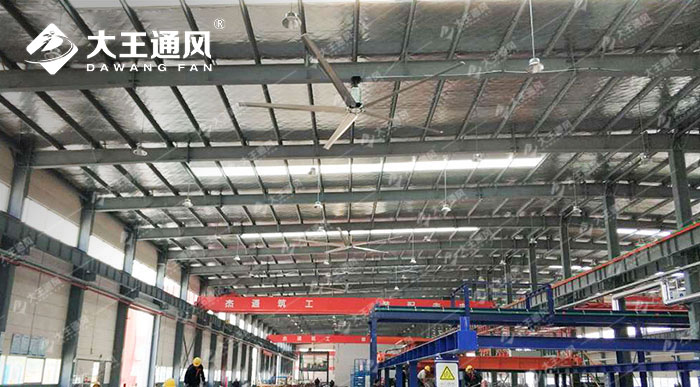 山東某制造車間工業(yè)大吊扇