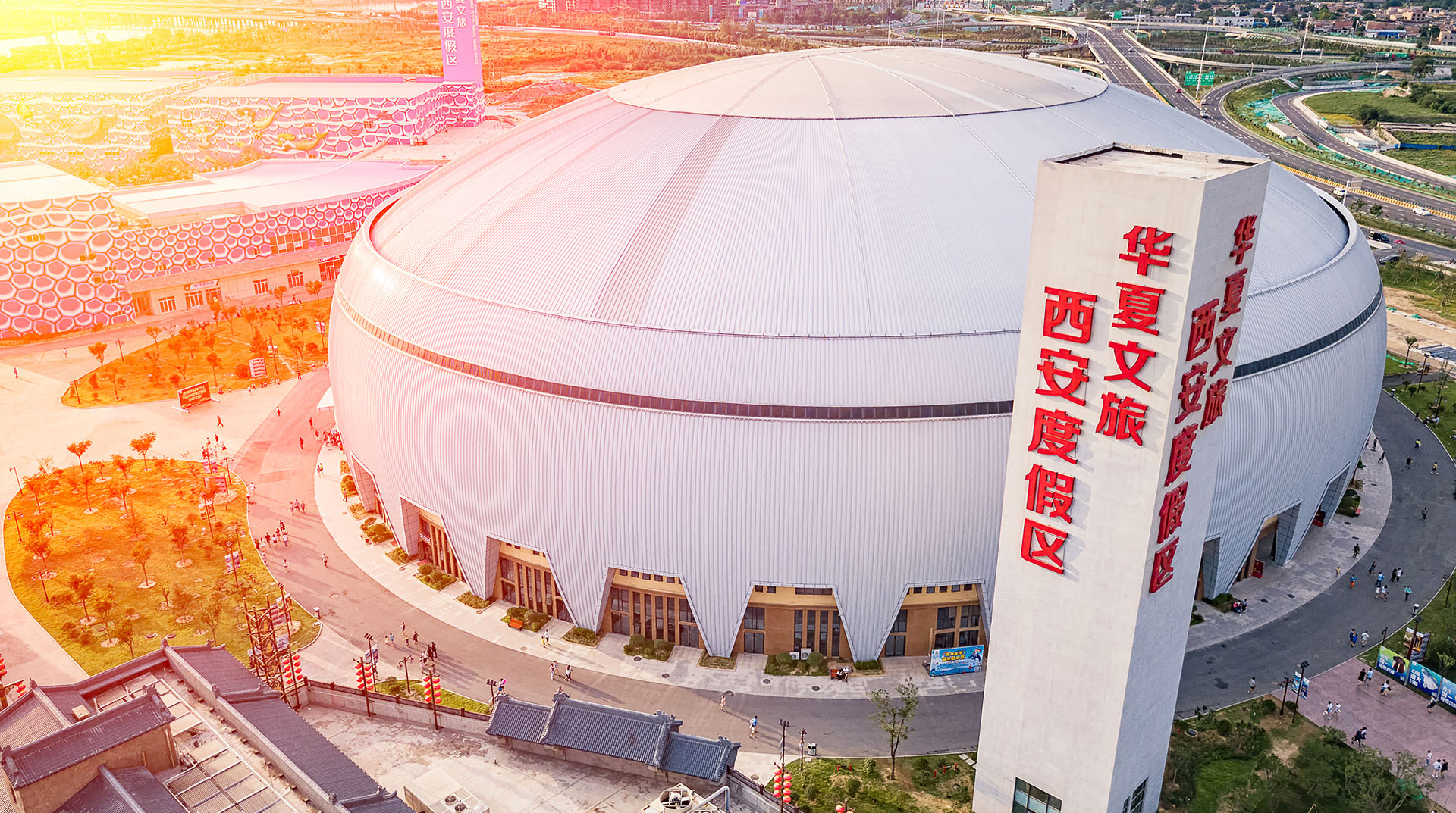 大王壁掛扇賦能西安華夏文旅度假區(qū)，打造舒適觀(guān)演環(huán)境案例